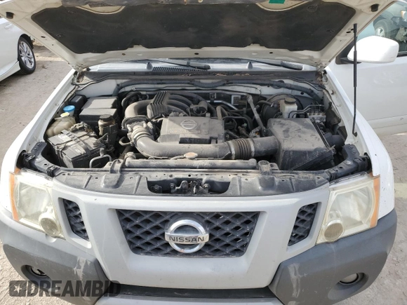 2010 Nissan Xterra SE z VIN 5N1AN0NW5AC503554, wystawiony jako Copart lot #85569334 z przebiegiem 228 072 mil mil oraz Czysty tytuł • Clean title. Historia ofert i sprzedaży dostępna na DreamBid. Obrazek 11.