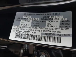 2025 Mazda CX-30 S Select Sport z VIN 3MVDMBBM3SM787607, wystawiony jako IAAI lot #41699529 z przebiegiem 1 920 mil mil oraz . Historia ofert i sprzedaży dostępna na DreamBid. Obrazek 9.