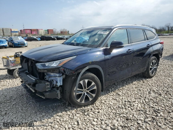 2020 Toyota Highlander XLE with VIN 5TDGZRBH1LS003373, listed as a Copart auction lot 53374895 with 42,994 mi miles and Salvage Title. Bid and sale history available at carsss.com. Image 1.