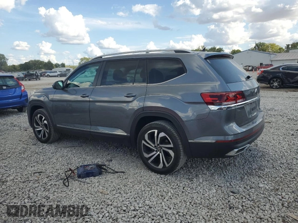 2022 Volkswagen Atlas SEL with VIN 1V2BP2CA8NC502506, listed as a Copart auction lot 70981634 with 34,960 mi miles and Salvage title. Bid and sale history available at DreamBid. Image 2.