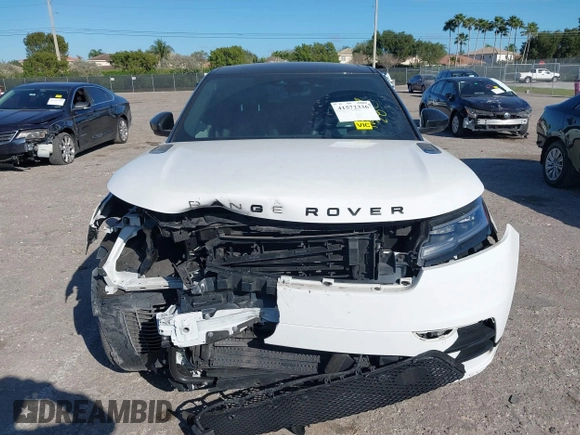 2024 Land Rover Range Rover Velar Dynamic SE with VIN SALYL2EX1RA370322, listed as a IAAI auction lot 41572336 with 32,939 mi miles and . Bid and sale history available at DreamBid. Image 13.