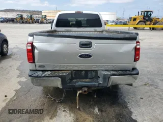 2015 Ford F-350 z VIN 1FT8W3AT5FEA04410, wystawiony jako Copart lot #51262725 z przebiegiem 272 827 mil mil oraz Czysty tytuł • Clean title. Historia ofert i sprzedaży dostępna na DreamBid. Obrazek 6.