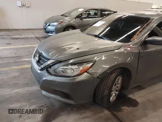 2016 Nissan Altima S z VIN 1N4AL3AP6GC201098, wystawiony jako IAAI lot #40922688 z przebiegiem 168 145 mil mil oraz . Historia ofert i sprzedaży dostępna na DreamBid. Obrazek 6.