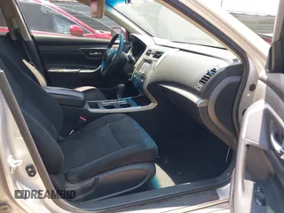 2015 Nissan Altima SV z VIN 1N4AL3AP1FC594958, wystawiony jako IAAI lot #42478487 z przebiegiem 189 631 mil mil oraz . Historia ofert i sprzedaży dostępna na DreamBid. Obrazek 5.