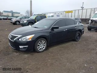 2015 Nissan Altima 2.5 with VIN 1N4AL3AP8FC262824, listed as a IAAI auction lot 41684970 with 134,000 mi miles. Bid and sale history available at carsss.com. Image 16.