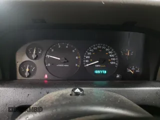 2004 Jeep Grand Cherokee Laredo with VIN 1J4GX48S64C114641, listed as a Copart auction lot 83894884 with 109,773 mi miles and Non repairable. Bid and sale history available at DreamBid. Image 9.