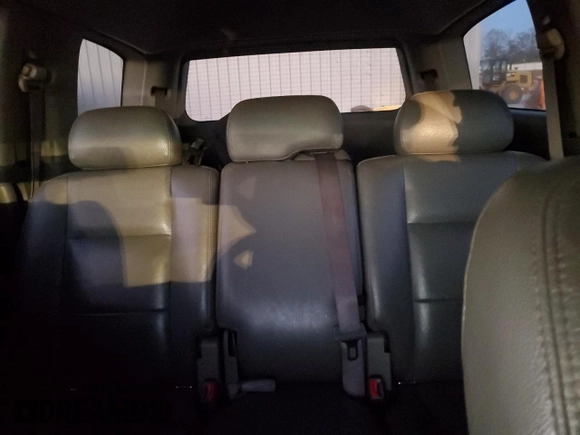 2005 Dodge Durango SLT z VIN 1D4HD48DX5F509039, wystawiony jako Copart lot #82547404 z przebiegiem 325 159 mil mil oraz Szkoda całkowita • Salvage title. Historia ofert i sprzedaży dostępna na DreamBid. Obrazek 10.