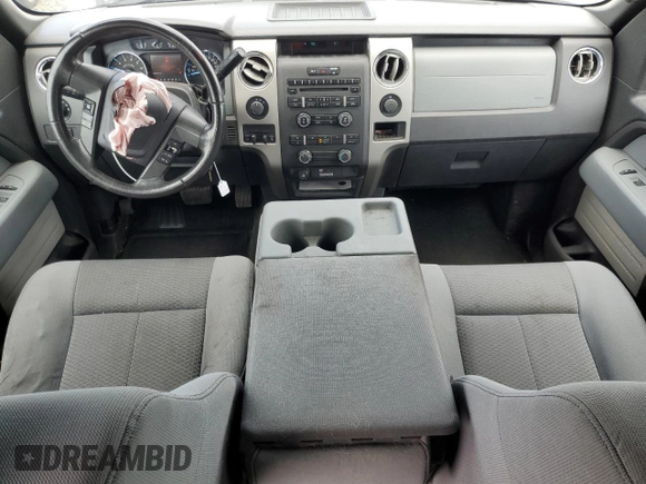 2011 Ford F-150 XLT z VIN 1FTFW1ET7BFA63209, wystawiony jako Copart lot #57361325 z przebiegiem 135 245 mil mil oraz Szkoda całkowita • Salvage title. Historia ofert i sprzedaży dostępna na DreamBid. Obrazek 8.