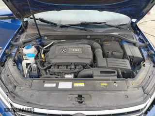 2017 Volkswagen Passat 1.8T SE w/Technology with VIN 1VWGT7A32HC003089, listed as a IAAI auction lot 41933870 with 118,863 mi miles. Bid and sale history available at carsss.com. Image 10.