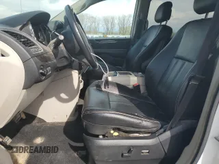 2014 Chrysler Town & Country Touring with VIN 2C4RC1BG3ER324409, listed as a Copart auction lot 53997885 with 197,620 mi miles and Salvage Title. Bid and sale history available at carsss.com. Image 7.