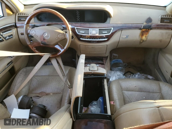 2010 Mercedes-Benz S 400 with VIN WDDNG9FB5AA309320, listed as a Copart auction lot 88786215 with 114,921 mi miles and Clean Title. Bid and sale history available at DreamBid. Image 8.