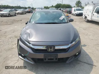 2018 Honda Clarity Plug-In Hybrid Touring with VIN JHMZC5F33JC004488, listed as a Copart auction lot 63013614 with 221,506 mi miles and Salvage Title. Bid and sale history available at carsss.com. Image 5.