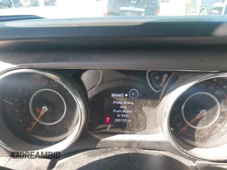 2020 Jeep Gladiator Sport S with VIN 1C6HJTAG0LL216406, listed as a IAAI auction lot 41991629 with 180,125 mi miles and . Bid and sale history available at DreamBid. Image 7.