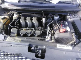 2007 Ford Freestyle Limited with VIN 1FMDK03137GA40649, listed as a IAAI auction lot 41178109 with 177,419 mi miles. Bid and sale history available at carsss.com. Image 10.