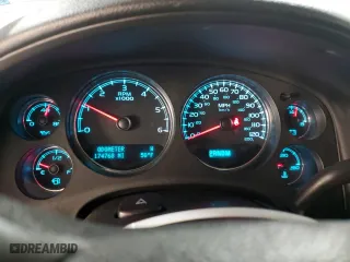 2009 Chevrolet Suburban LS with VIN 1GNFC16089R249869, listed as a Copart auction lot 81688434 with 174,768 mi miles and Salvage Title. Bid and sale history available at carsss.com. Image 9.