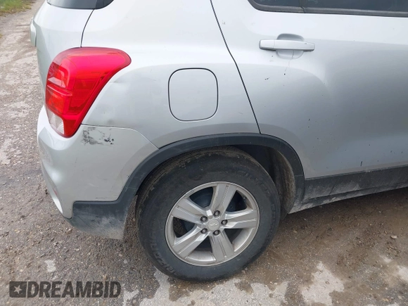 2020 Chevrolet Trax LS with VIN 3GNCJKSBXLL202265, listed as a IAAI auction lot 42462769 with 143,466 mi miles and . Bid and sale history available at DreamBid. Image 6.