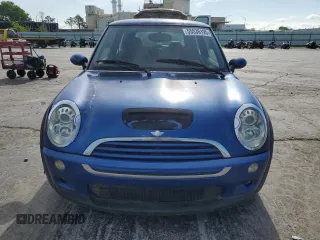 2005 MINI Hardtop S with VIN WMWRE33465TG95065, listed as a Copart auction lot 55536195 with 104,064 mi miles and Clean Title. Bid and sale history available at DreamBid. Image 5.