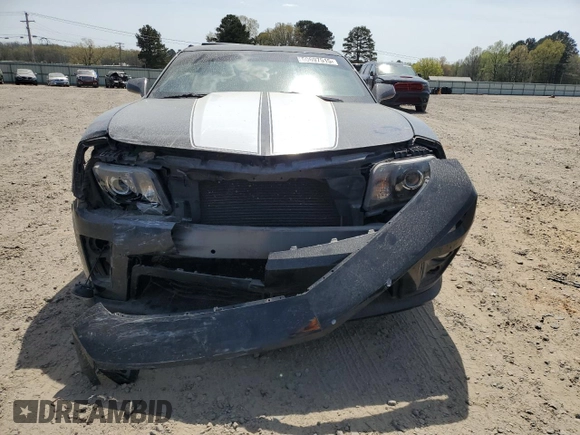 2012 Chevrolet Camaro 2LT with VIN 2G1FC1E37C9204081, listed as a Copart auction lot 56920145 with 200,648 mi miles and Salvage title. Bid and sale history available at DreamBid. Image 5.