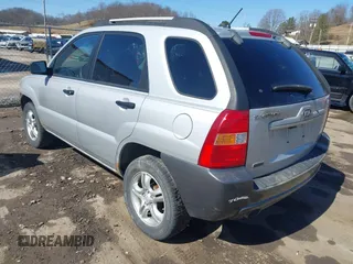 2008 Kia Sportage LX with VIN KNDJE723087539484, listed as a IAAI auction lot 41736029 with 145,824 mi miles and . Bid and sale history available at carsss.com. Image 3.