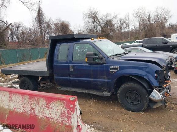 2010 Ford Super Duty F-250 SRW XL with VIN 1FTSX2B52AEA68720, listed as a IAAI auction lot 41346824 with 235,000 mi miles. Bid and sale history available at carsss.com. Image 14.