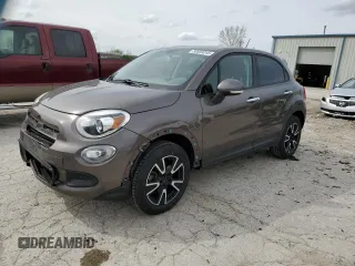 2016 FIAT 500X Easy z VIN ZFBCFYBT0GP330315, wystawiony jako Copart lot #50959245 z przebiegiem 114 785 mil mil oraz Szkoda całkowita • Salvage title. Historia ofert i sprzedaży dostępna na DreamBid. Obrazek 1.