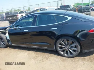 2013 Tesla Model S Performance with VIN 5YJSA1CP5DFP25346, listed as a IAAI auction lot 42463047 with 112,909 mi miles and . Bid and sale history available at DreamBid. Image 15.