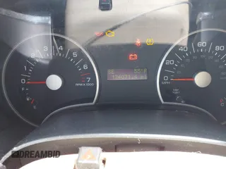 2006 Ford Explorer XLT z VIN 1FMEU73E96UA31318, wystawiony jako IAAI lot #42230310 z przebiegiem 134 071 mil mil oraz . Historia ofert i sprzedaży dostępna na DreamBid. Obrazek 7.