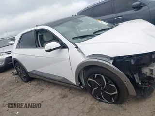 2024 Hyundai Ioniq 5 Limited с VIN KM8KR4DE8RU330336, выставлен на аукционе IAAI как лот 42105345 с пробегом 1 942 миль миль и . История ставок и продаж доступна на DreamBid. Изображение 13.