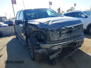 2022 Ford F-150 Lightning Pro z VIN 1FTVW1EL9NWG16717, wystawiony jako IAAI lot #41290556 z przebiegiem 24 865 mil mil oraz . Historia ofert i sprzedaży dostępna na DreamBid. Obrazek 1.