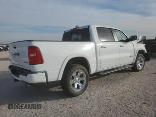2025 Ram 1500 Big Horn z VIN 1C6SRFFP7SN564845, wystawiony jako Copart lot #47584565 z przebiegiem 2 726 mil mil oraz Szkoda całkowita • Salvage title. Historia ofert i sprzedaży dostępna na DreamBid. Obrazek 3.