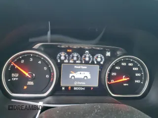 2021 Chevrolet Suburban Z71 with VIN 1GNSKDKDXMR310076, listed as a Copart auction lot 43055185 with 88,300 mi miles and Salvage title. Bid and sale history available at DreamBid. Image 9.