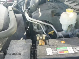 2013 Ram 1500 Express z VIN 1C6RR6FT6DS665729, wystawiony jako IAAI lot #42543366 z przebiegiem 226 068 mil mil oraz . Historia ofert i sprzedaży dostępna na DreamBid. Obrazek 19.