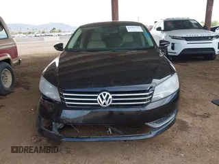 2012 Volkswagen Passat SE w/Sunroof with VIN 1VWBP7A3XCC020584, listed as a IAAI auction lot 41905793 with 138,642 mi miles. Bid and sale history available at carsss.com. Image 12.