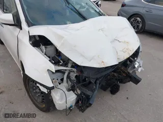 2019 Nissan Sentra S with VIN 3N1AB7AP3KY220330, listed as a IAAI auction lot 40862212 with 33,810 mi miles. Bid and sale history available at carsss.com. Image 6.