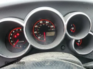 2005 Pontiac Vibe with VIN 5Y2SL63885Z423769, listed as a Copart auction lot 54538594 with 203,421 mi miles and Salvage Title. Bid and sale history available at carsss.com. Image 9.