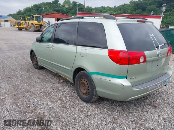 2006 Toyota Sienna CE z VIN 5TDZA23C56S420879, wystawiony jako IAAI lot #42534559 z przebiegiem 246 579 mil mil oraz . Historia ofert i sprzedaży dostępna na DreamBid. Obrazek 3.