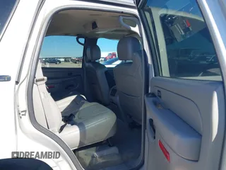 2005 Chevrolet Tahoe LT z VIN 1GNEC13T85J254296, wystawiony jako IAAI lot #41676900 z przebiegiem 214 305 mil mil oraz . Historia ofert i sprzedaży dostępna na DreamBid. Obrazek 8.