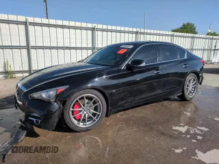 2015 Infiniti Q50 Premium z VIN JN1BV7AR4FM402642, wystawiony jako Copart lot #56985655 z przebiegiem Nie podano mil oraz Szkoda całkowita • Salvage title. Historia ofert i sprzedaży dostępna na DreamBid. Obrazek 1.