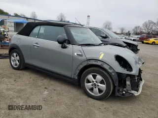 2017 MINI Convertible Cooper z VIN WMWWG5C32H3C99588, wystawiony jako Copart lot #49581565 z przebiegiem 137 798 mil mil oraz Szkoda całkowita • Salvage title. Historia ofert i sprzedaży dostępna na DreamBid. Obrazek 4.