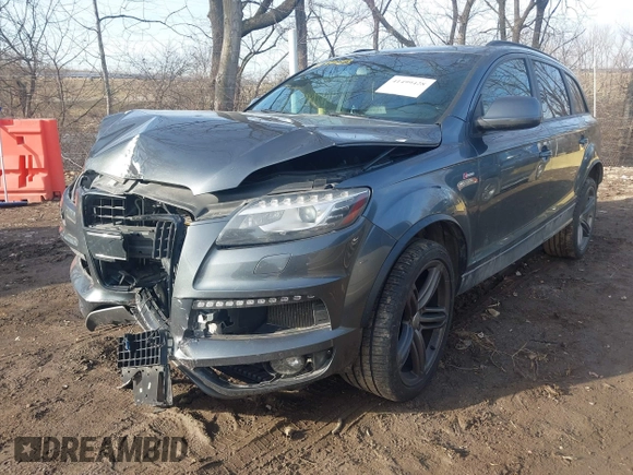 2015 Audi Q7 S line Prestige with VIN WA1DGAFEXFD023710, listed as a IAAI auction lot 41499428 with 165,787 mi miles and . Bid and sale history available at DreamBid. Image 6.