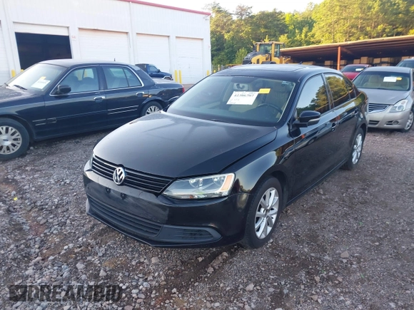 2012 Volkswagen Jetta SE with VIN 3VWDX7AJ3CM422968, listed as a IAAI auction lot 42306707 with 191,216 mi miles and . Bid and sale history available at DreamBid. Image 6.