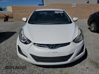 2015 Hyundai Elantra SE z VIN 5NPDH4AE1FH584223, wystawiony jako Copart lot #50069615 z przebiegiem 178 284 mil mil oraz Szkoda całkowita • Salvage title. Historia ofert i sprzedaży dostępna na DreamBid. Obrazek 5.