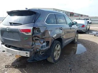 2015 Toyota Highlander Limited with VIN 5TDYKRFHXFS108548, listed as a IAAI auction lot 42473420 with 149,565 mi miles and . Bid and sale history available at DreamBid. Image 4.