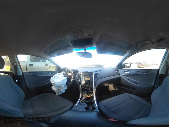 2013 Hyundai Sonata GLS z VIN 5NPEB4AC1DH582330, wystawiony jako IAAI lot #41400453 z przebiegiem Nie podano mil oraz . Historia ofert i sprzedaży dostępna na DreamBid. Obrazek 19.