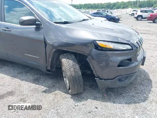 2016 Jeep Cherokee Limited z VIN 1C4PJMDS7GW131643, wystawiony jako IAAI lot #42729800 z przebiegiem 96 262 mil mil oraz . Historia ofert i sprzedaży dostępna na DreamBid. Obrazek 6.