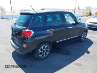 2014 FIAT 500L Lounge z VIN ZFBCFACH7EZ005656, wystawiony jako IAAI lot #42264765 z przebiegiem 88 021 mil mil oraz . Historia ofert i sprzedaży dostępna na DreamBid. Obrazek 4.