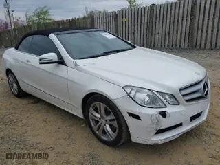 2011 Mercedes-Benz E-Class E 350 with VIN WDDKK5GF6BF055360, listed as a IAAI auction lot 42007061 with 99,238 mi miles. Bid and sale history available at carsss.com. Image 1.