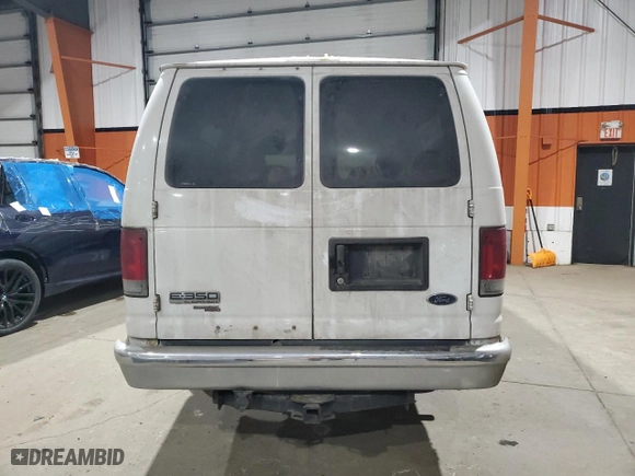 2007 Ford Econoline Wagon XL with VIN 1FBSS31L47DA97014, listed as a Copart auction lot 82583214 with 227,766 mi miles and Clean Title. Bid and sale history available at carsss.com. Image 6.