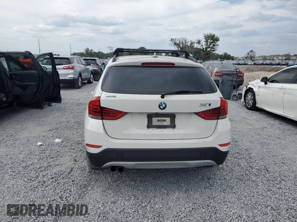 2014 BMW X1 sDrive28i z VIN WBAVM1C56EVW46769, wystawiony jako Copart lot #55341965 z przebiegiem 82 805 mil mil oraz Szkoda całkowita • Salvage title. Historia ofert i sprzedaży dostępna na DreamBid. Obrazek 6.
