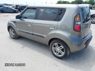 2010 Kia Soul + with VIN KNDJT2A20A7084899, listed as a IAAI auction lot 41990009 with 210,572 mi miles and . Bid and sale history available at DreamBid. Image 3.